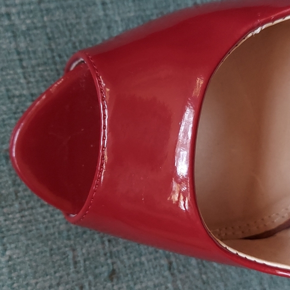 Chinese Laundry Womens Hotness Classic Pump Platform Heels Shoes Red 8M peep toe - Picture 10 of 13